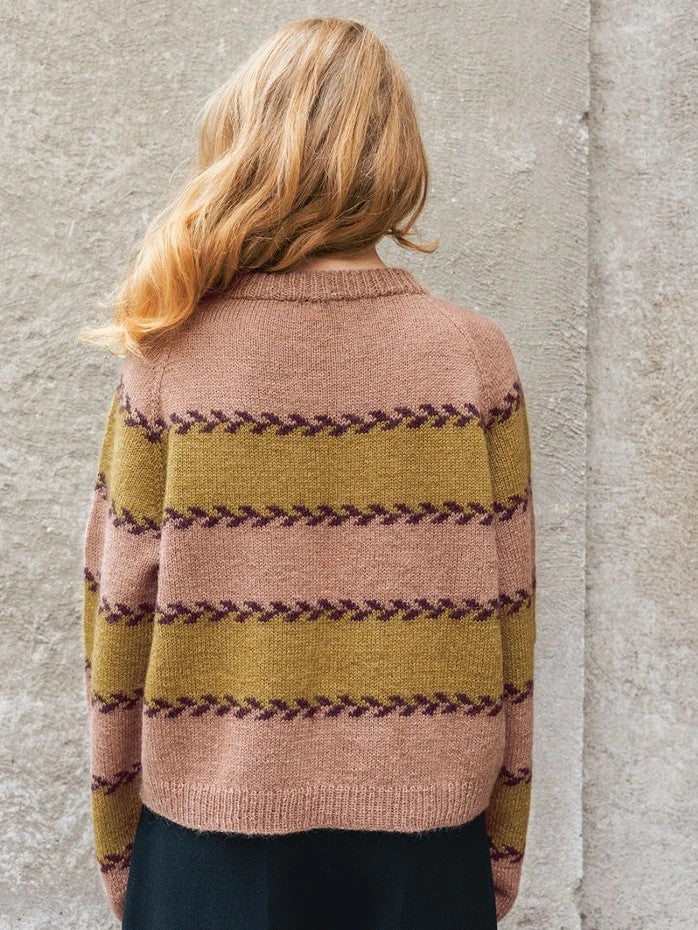 2510 Norske ikoner voksen / Nr. 5 Astrid damegenser