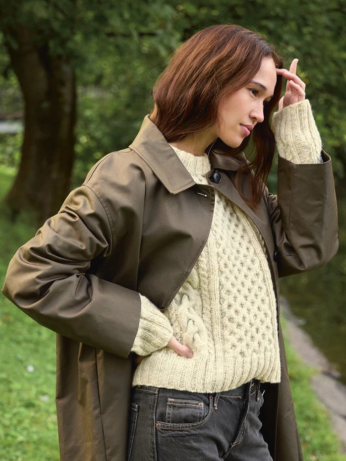 2513 Atlas / No. 4 Wilbur Cable Sweater