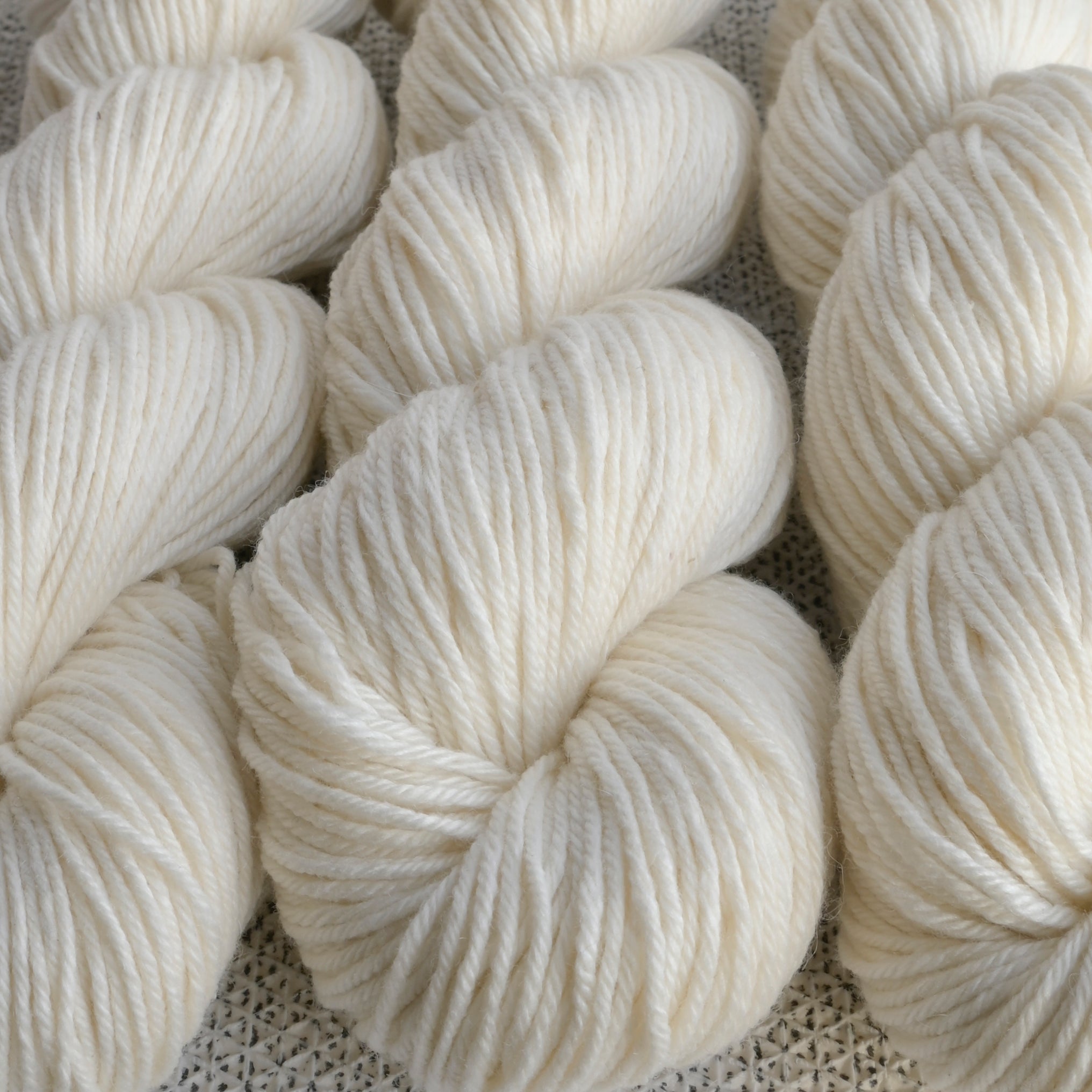 Silky Yak 4 – Lotus Yarns